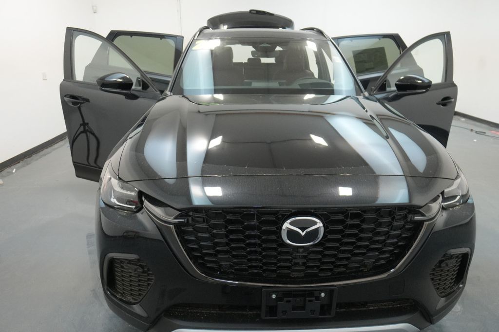 2025 Mazda CX-70 PHEV