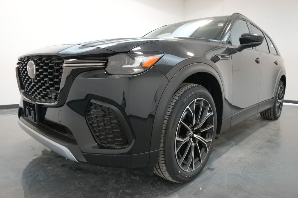 2025 Mazda CX-70 PHEV