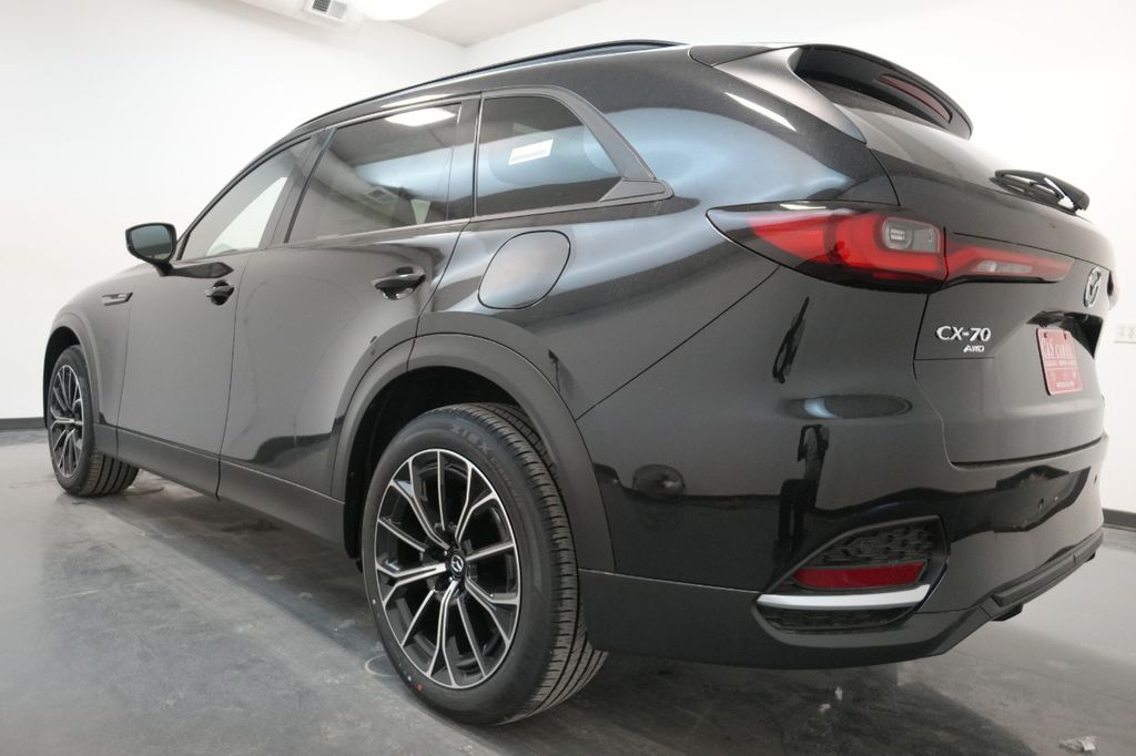 2025 Mazda CX-70 PHEV
