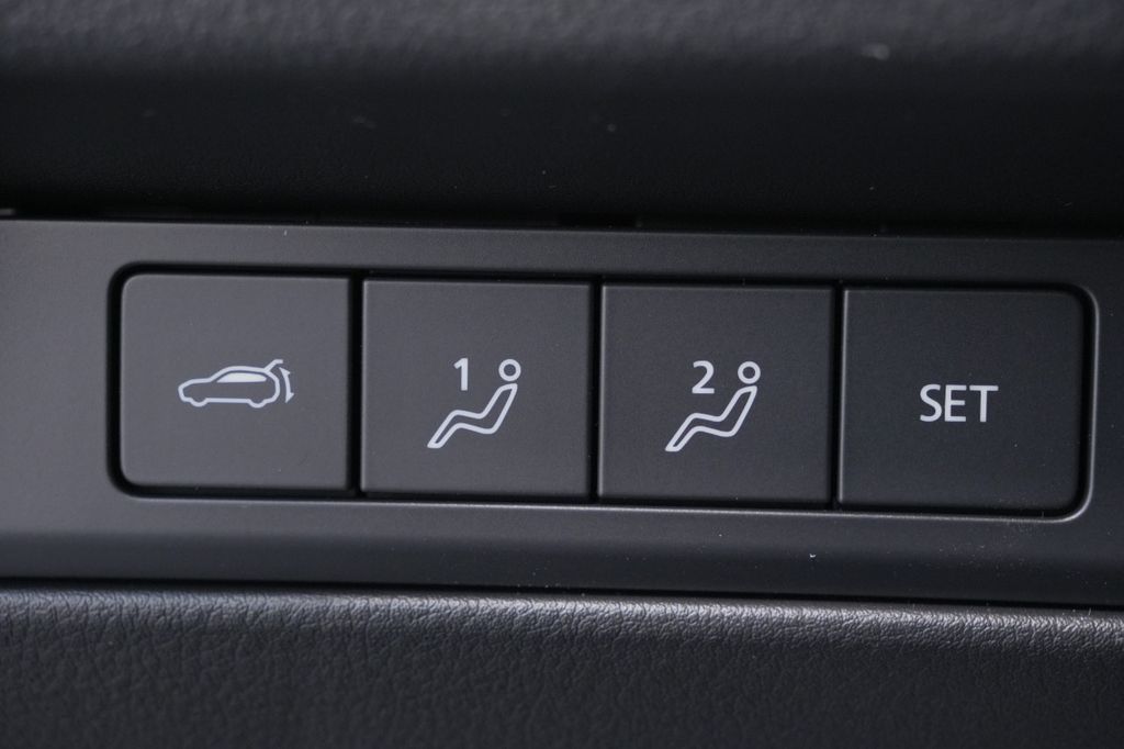 2025 Mazda CX-70 PHEV