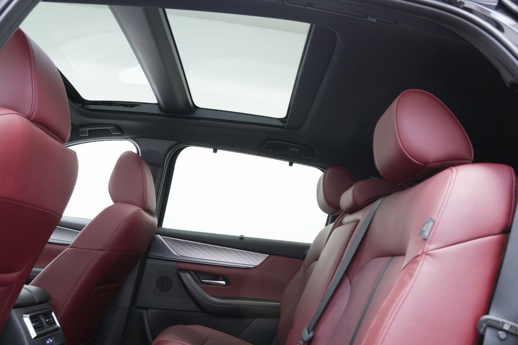 2025 Mazda CX-70 PHEV