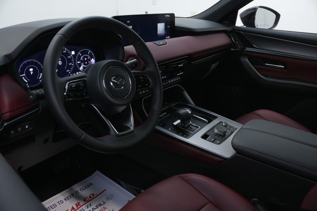 2025 Mazda CX-70 PHEV