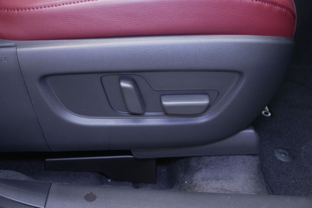 2025 Mazda CX-70 PHEV