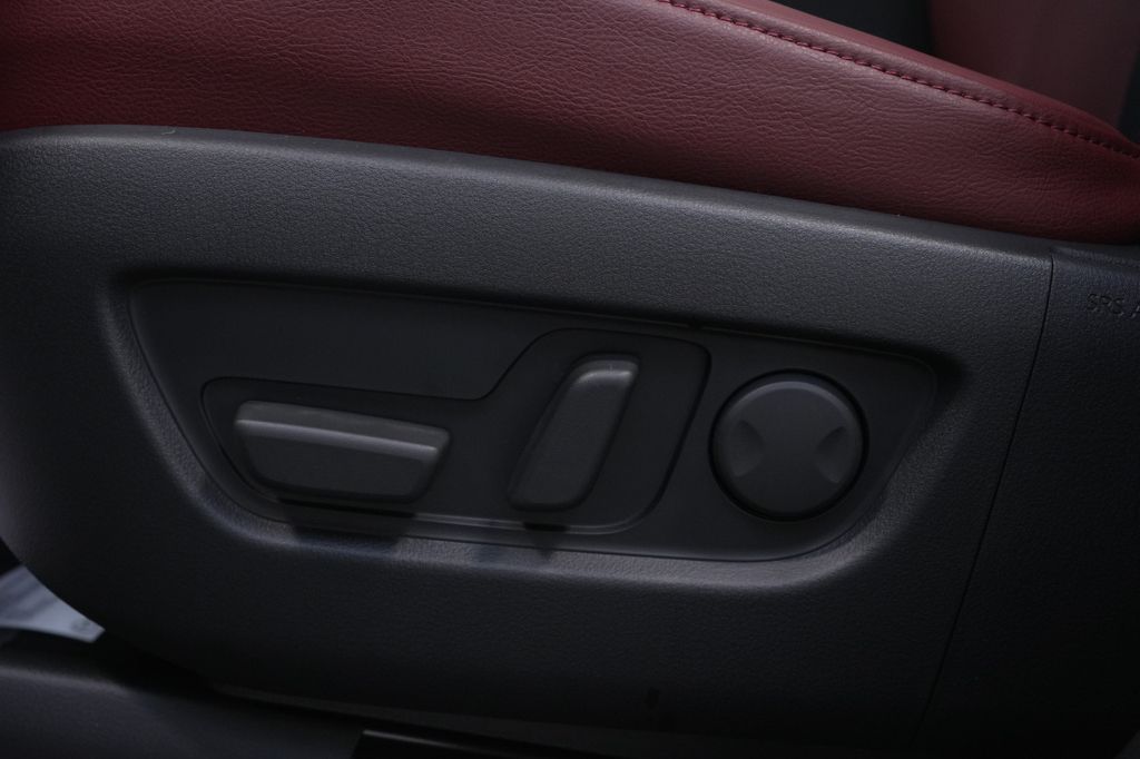 2025 Mazda CX-70 PHEV