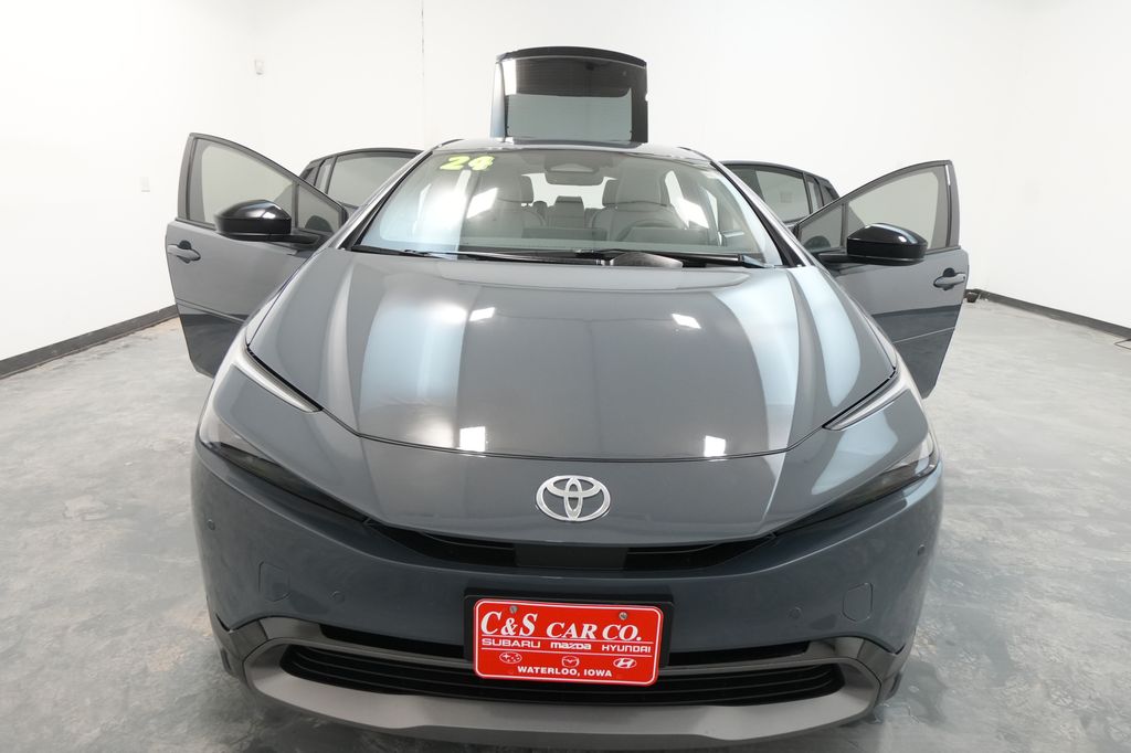 2024 Toyota Prius