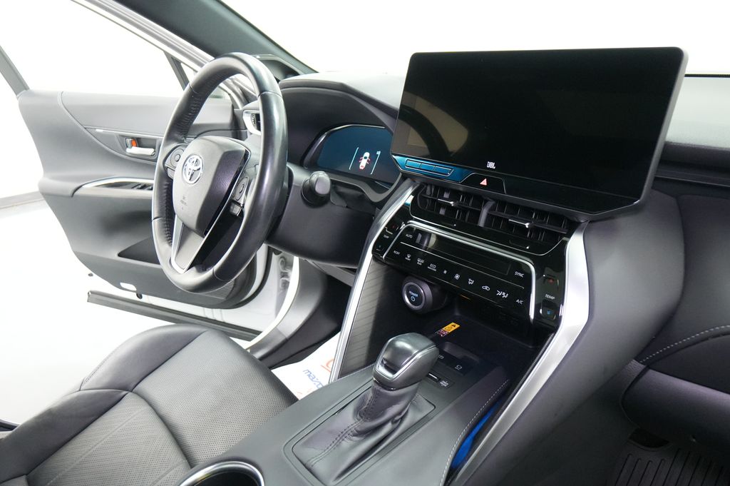 2023 Toyota Venza