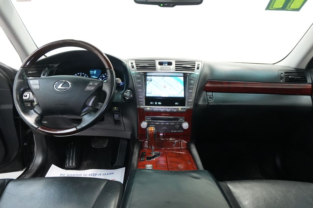2011 Lexus LS