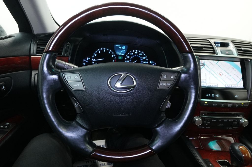 2011 Lexus LS