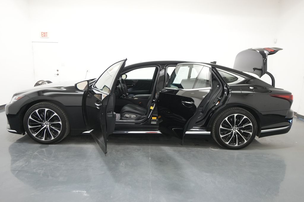 2023 Lexus LS