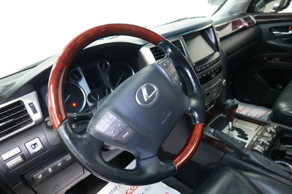 2013 Lexus LX