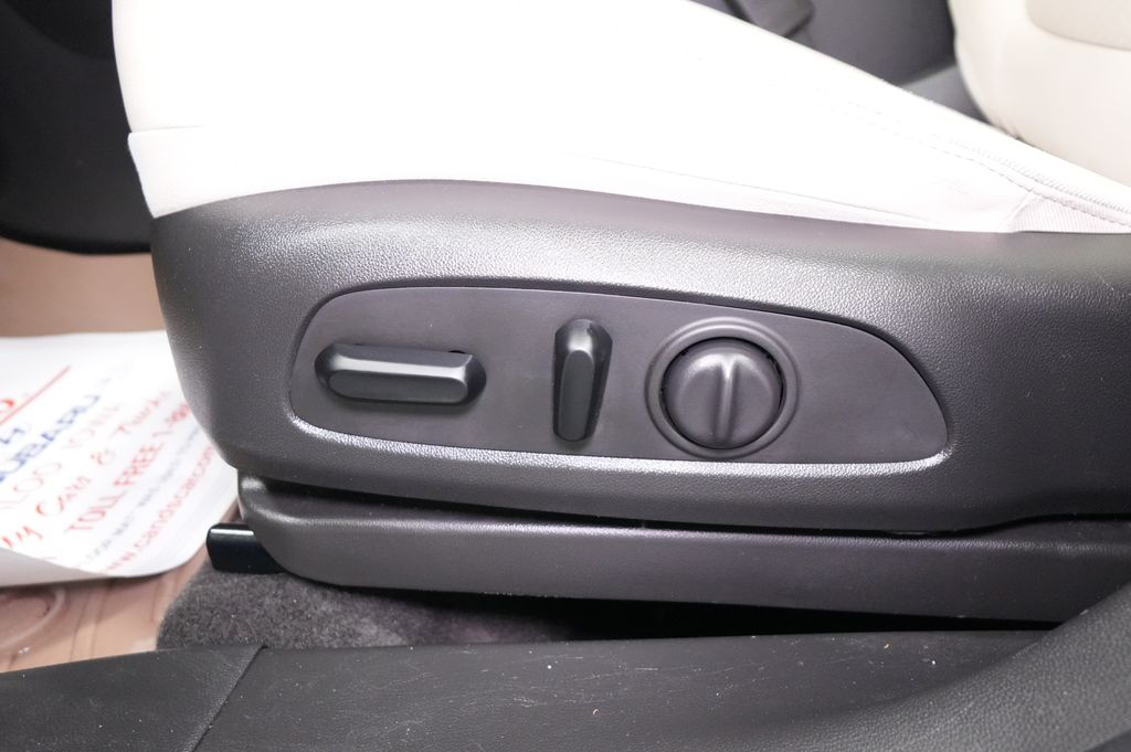 2020 Buick Encore GX Essence - Photo 17