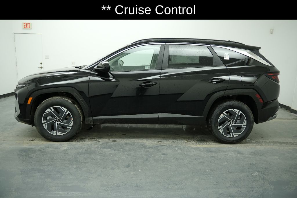 2025 Hyundai Tucson Hybrid