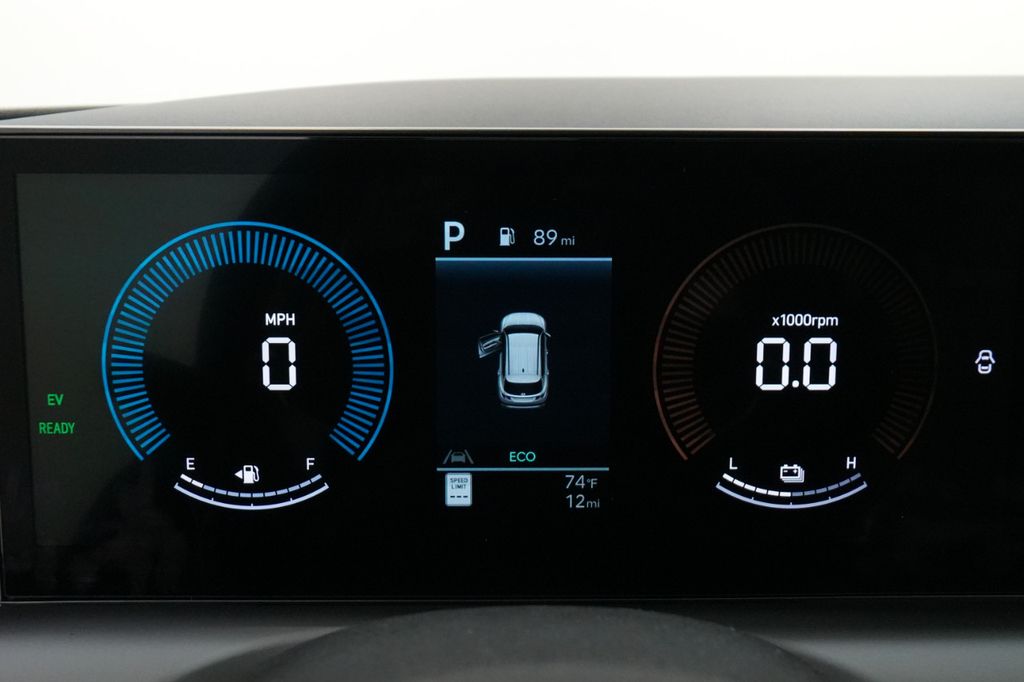 2025 Hyundai Tucson Hybrid