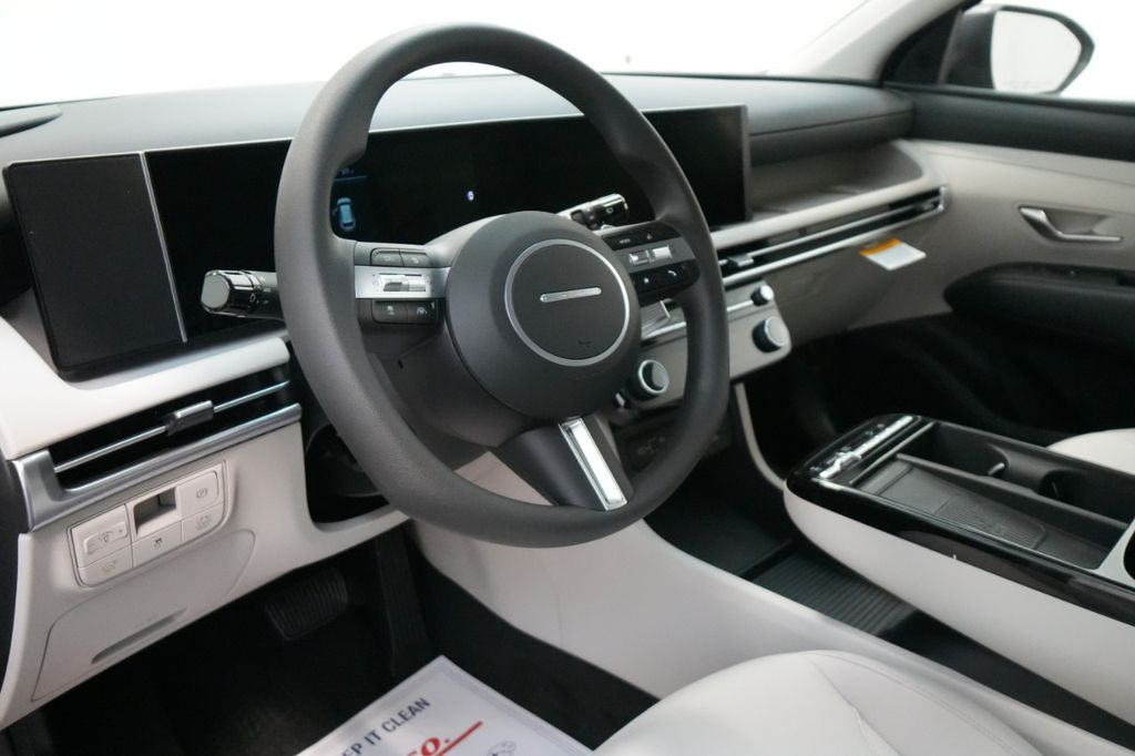 2025 Hyundai Tucson Hybrid