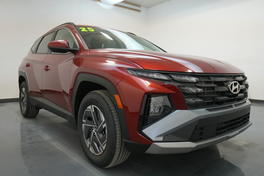 New 2025 Hyundai Tucson Hybrid Blue SUVs
