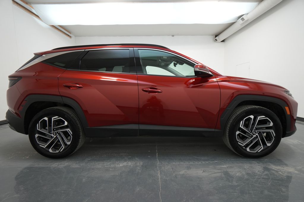 2025 Hyundai Tucson Hybrid