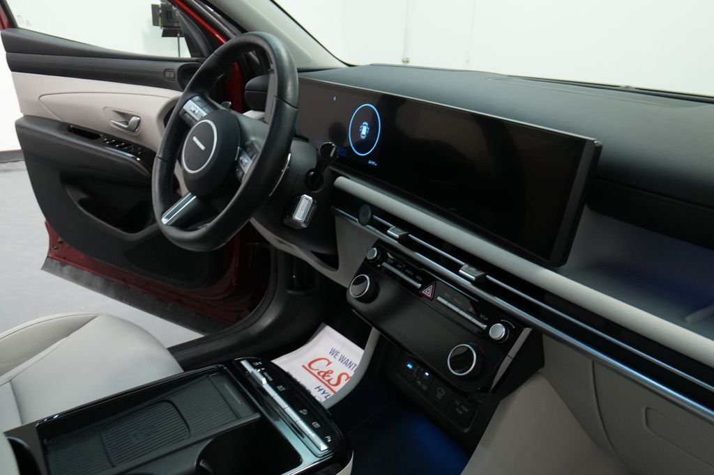 2025 Hyundai Tucson Hybrid