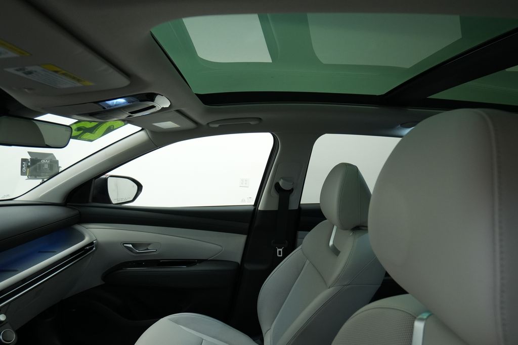 2025 Hyundai Tucson Hybrid