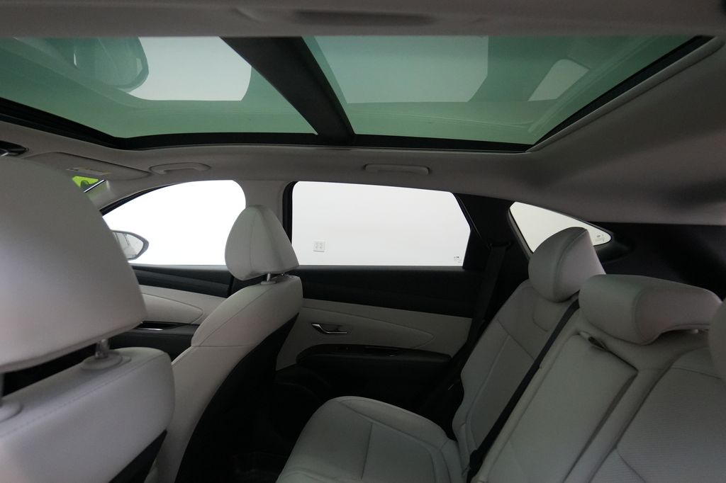 2025 Hyundai Tucson Hybrid