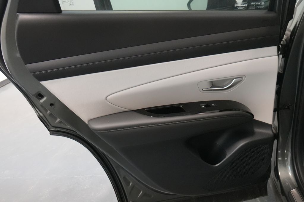 2025 Hyundai Tucson Hybrid