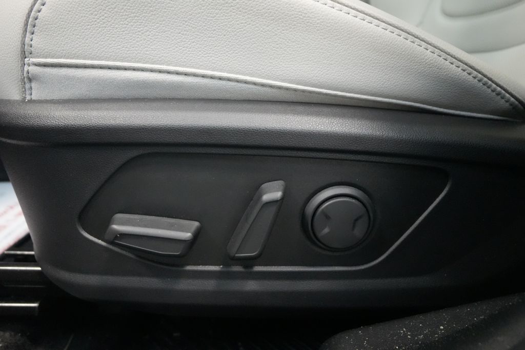 2025 Hyundai Tucson Hybrid