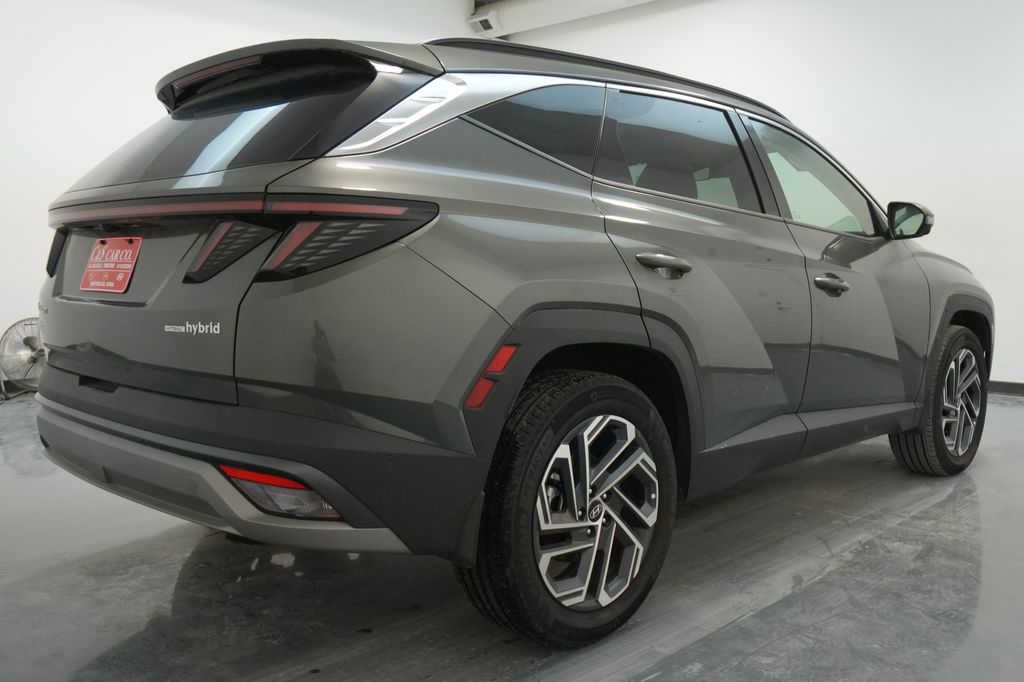 2025 Hyundai Tucson Hybrid