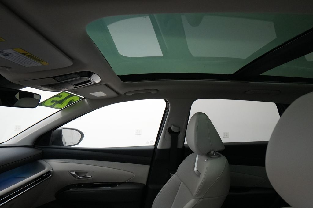 2025 Hyundai Tucson Hybrid