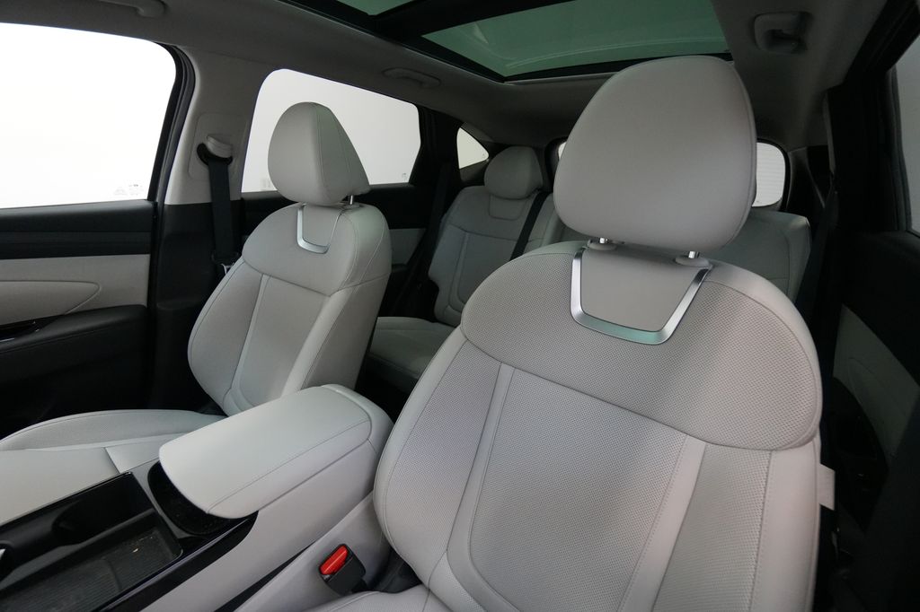 2025 Hyundai Tucson Hybrid