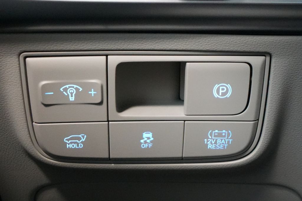 2025 Hyundai Tucson Hybrid