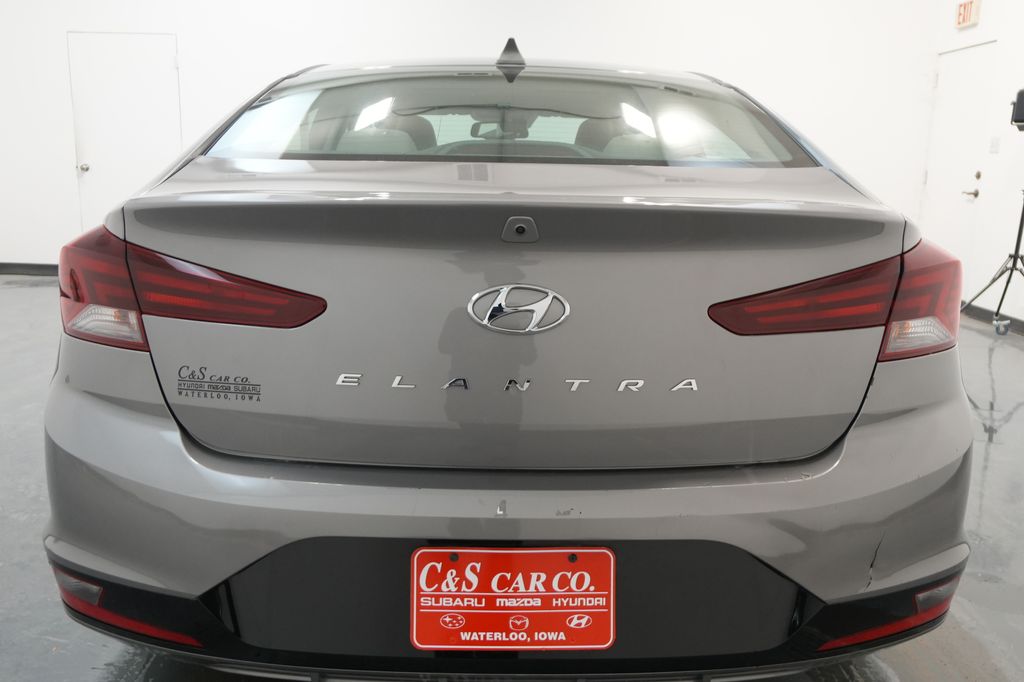 2020 Hyundai Elantra