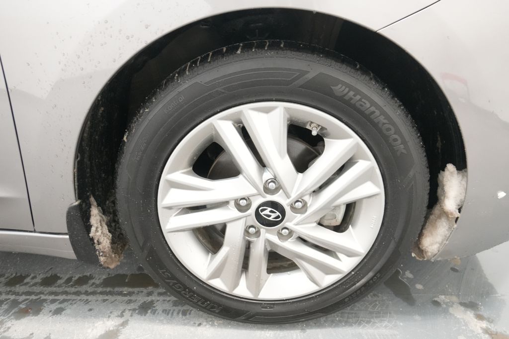 2020 Hyundai Elantra