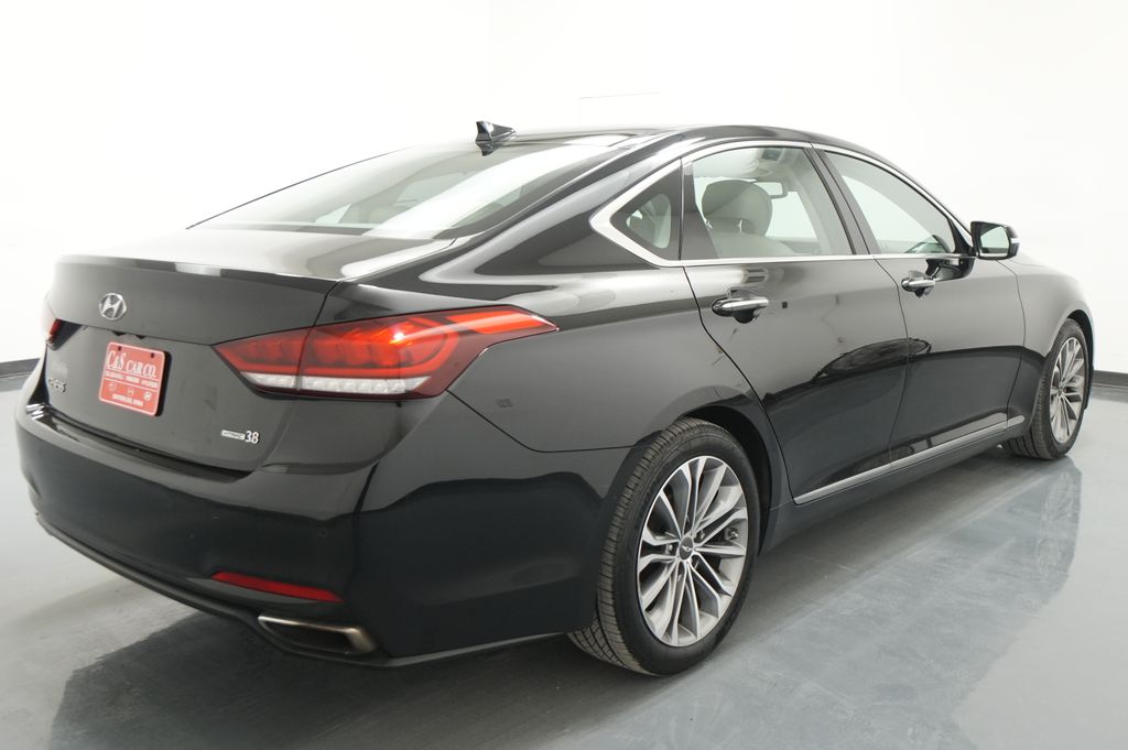 2015 Hyundai Genesis