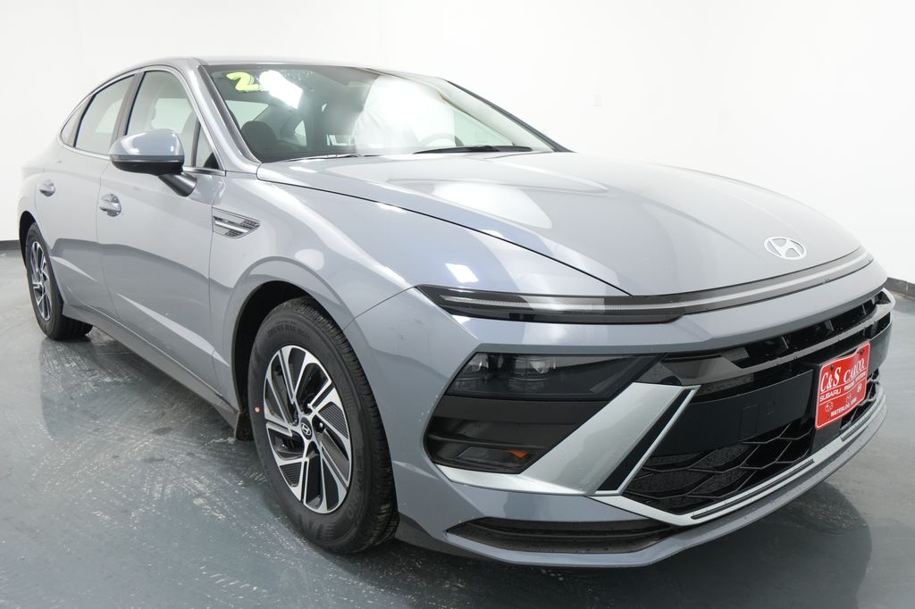 New 2026 Hyundai Sonata Hybrid Blue Cars