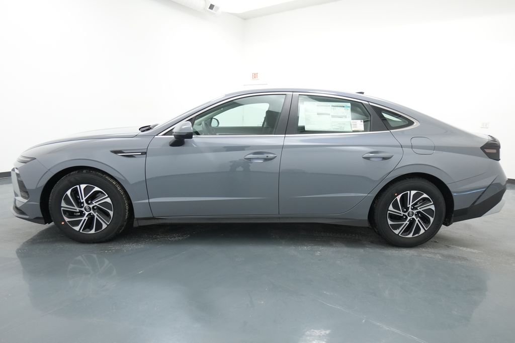 2026 Hyundai Sonata Hybrid