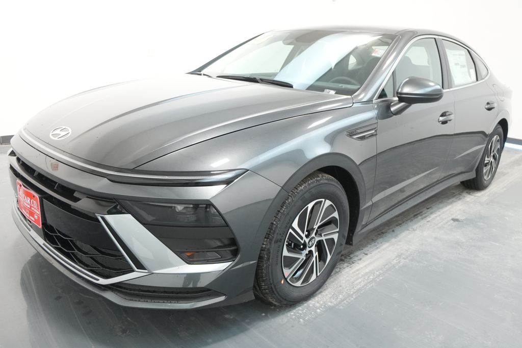 2026 Hyundai Sonata Hybrid