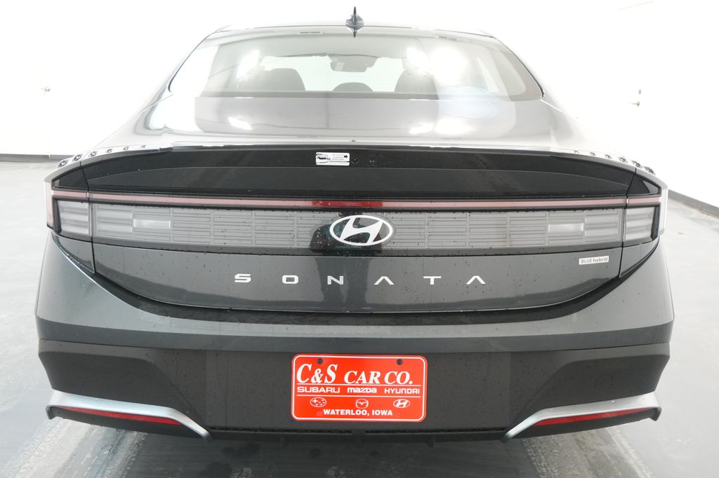 2026 Hyundai Sonata Hybrid