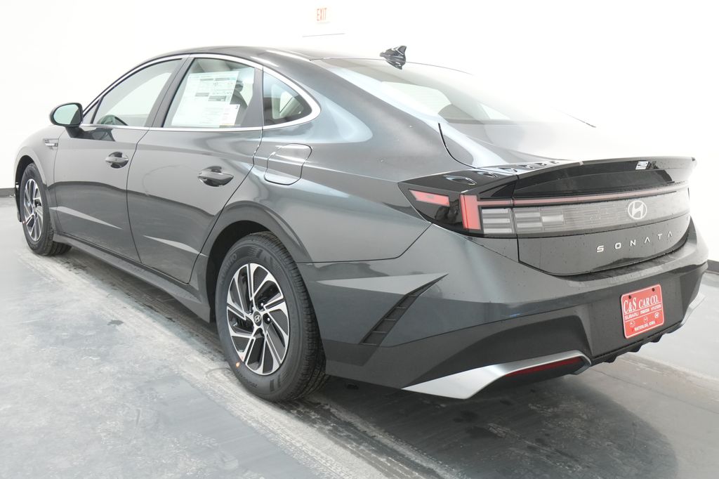 2026 Hyundai Sonata Hybrid