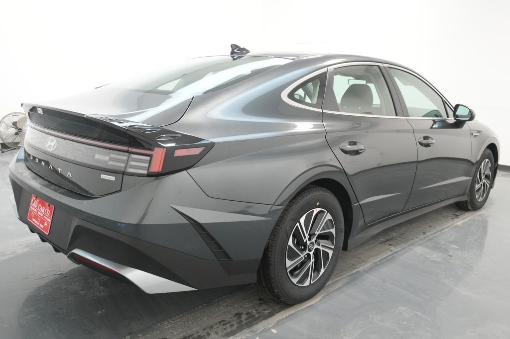 2026 Hyundai Sonata Hybrid