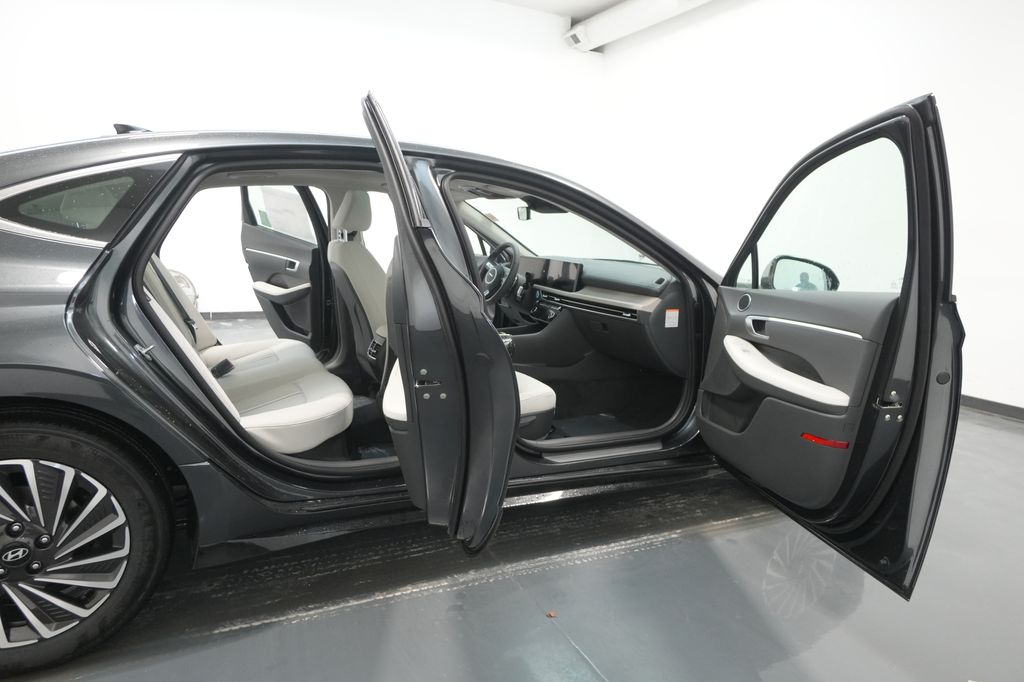 2026 Hyundai Sonata Hybrid