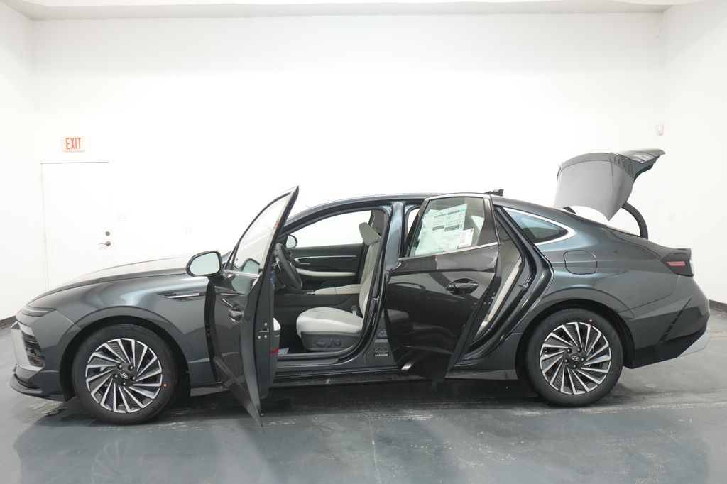 2026 Hyundai Sonata Hybrid