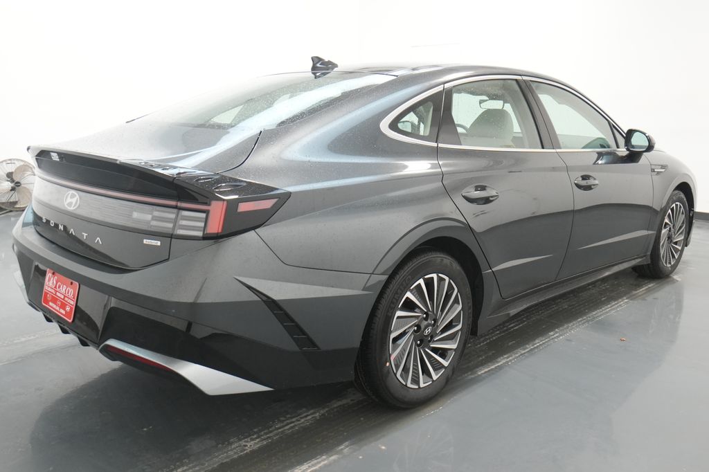 2026 Hyundai Sonata Hybrid