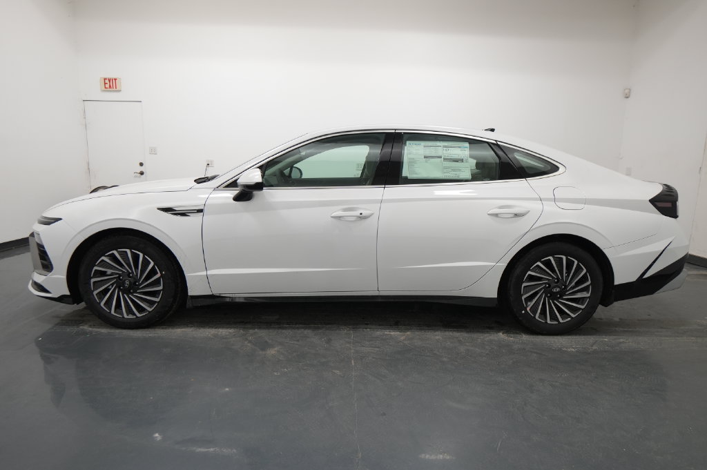 2026 Hyundai Sonata Hybrid