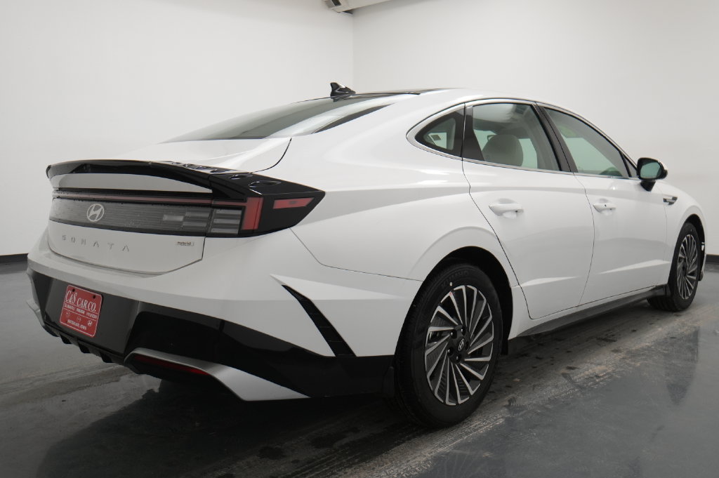 2026 Hyundai Sonata Hybrid