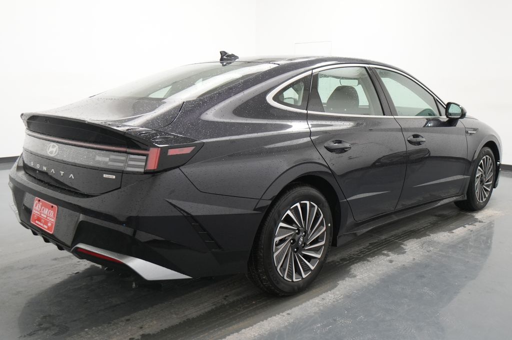 2026 Hyundai Sonata Hybrid
