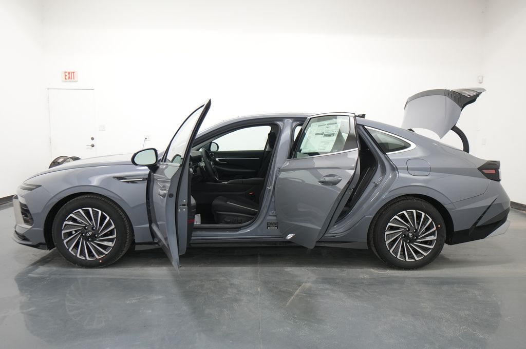 2026 Hyundai Sonata Hybrid