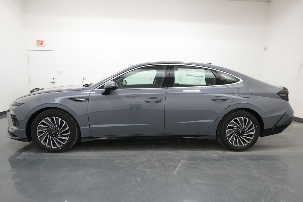 2026 Hyundai Sonata Hybrid