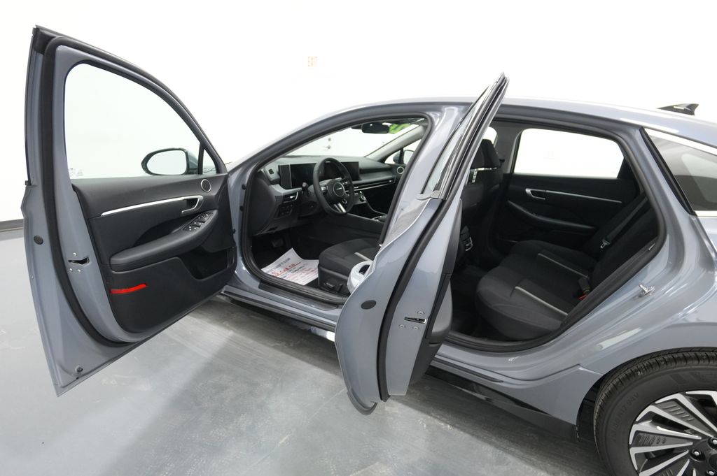 2026 Hyundai Sonata Hybrid