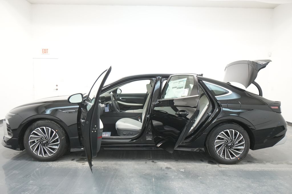 2026 Hyundai Sonata Hybrid