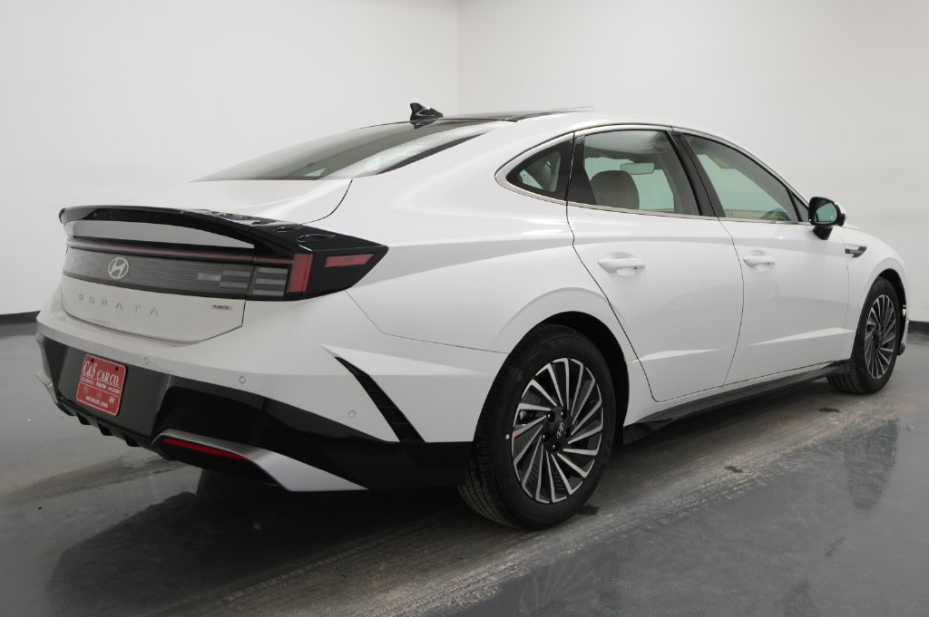 2026 Hyundai Sonata Hybrid