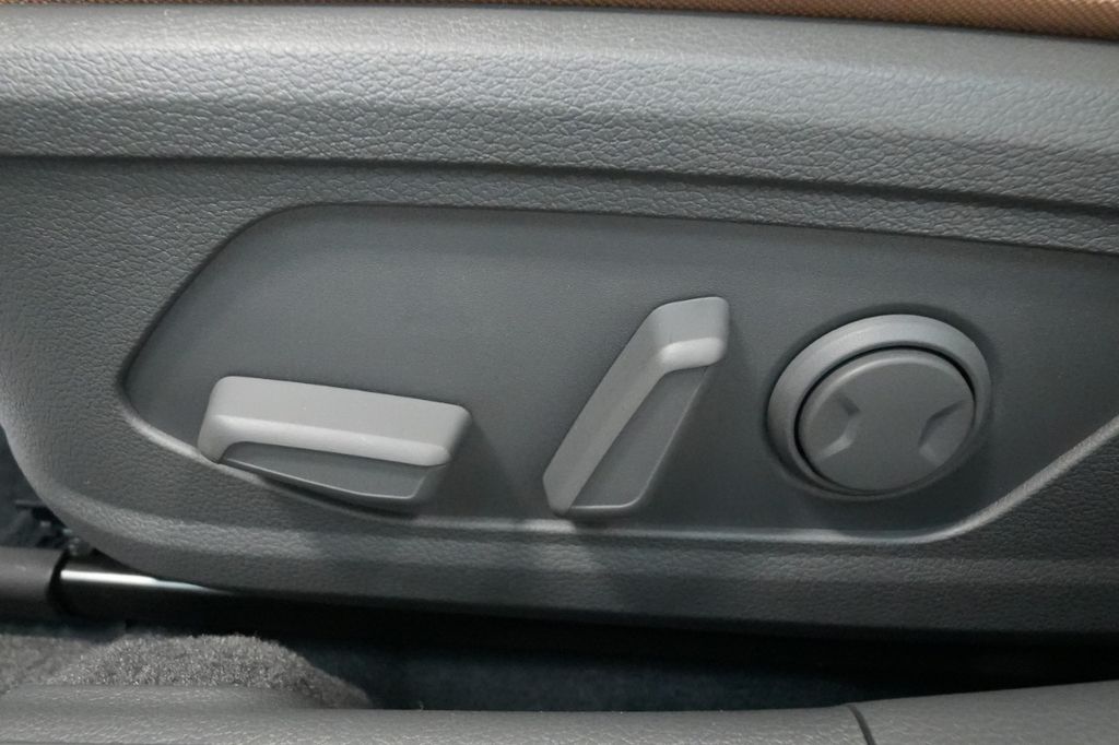 2025 Hyundai Sonata Hybrid